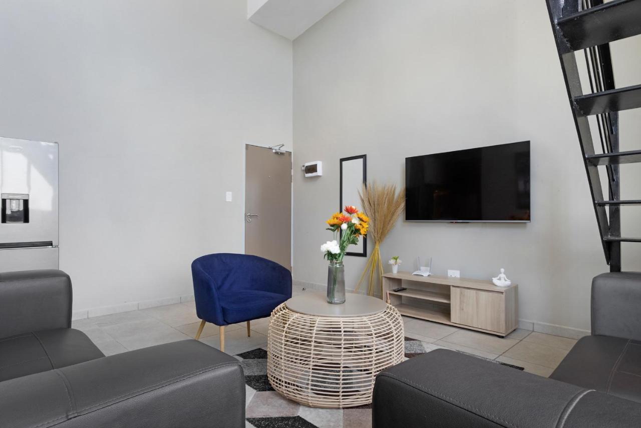 Urban Oasis Apartments At The Bolton Йоганнесбурґ Екстер'єр фото