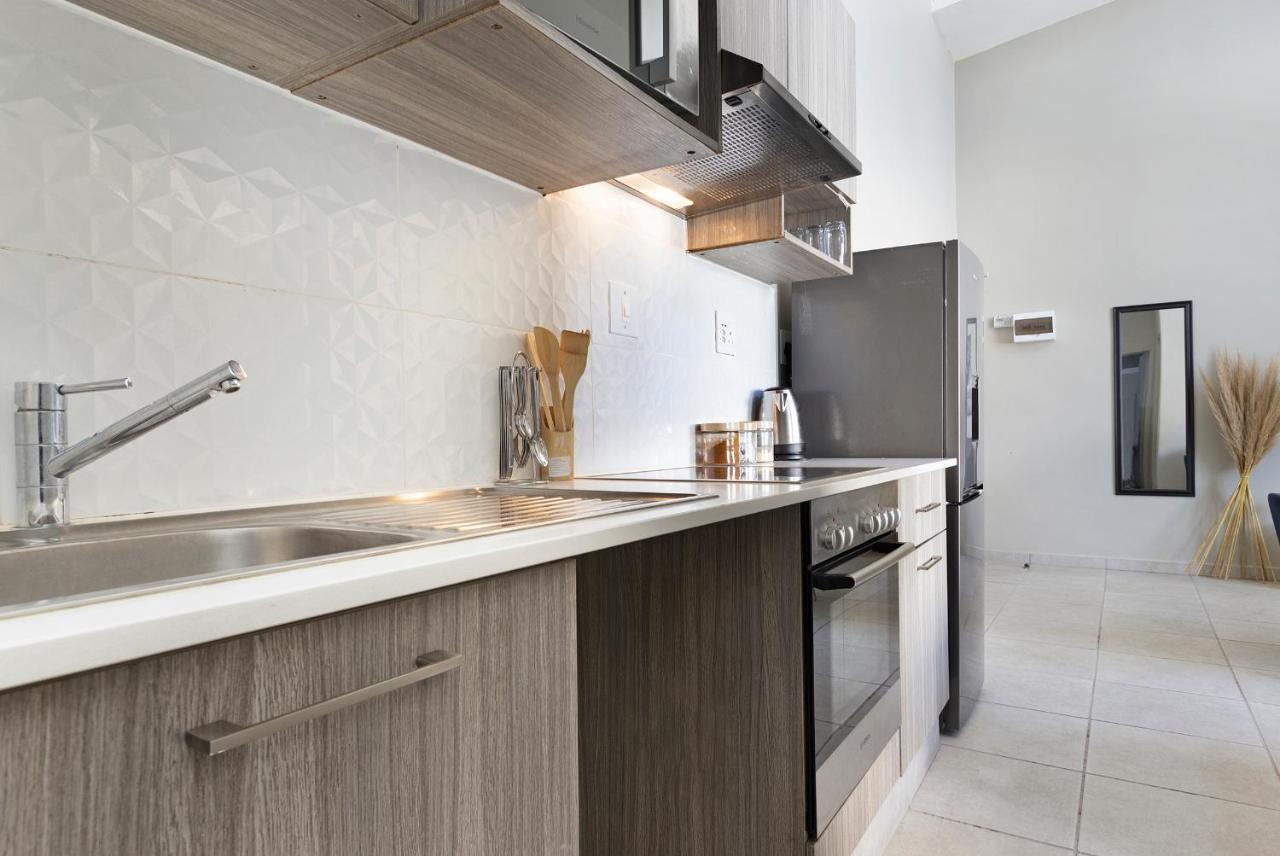 Urban Oasis Apartments At The Bolton Йоганнесбурґ Екстер'єр фото